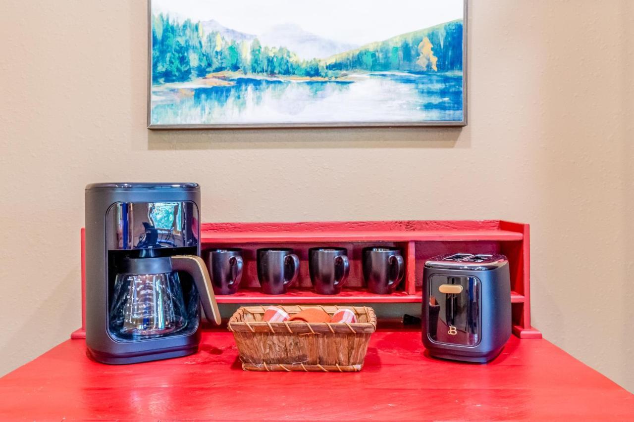 Apartmán Cardinals Crest Glenville Exteriér fotografie