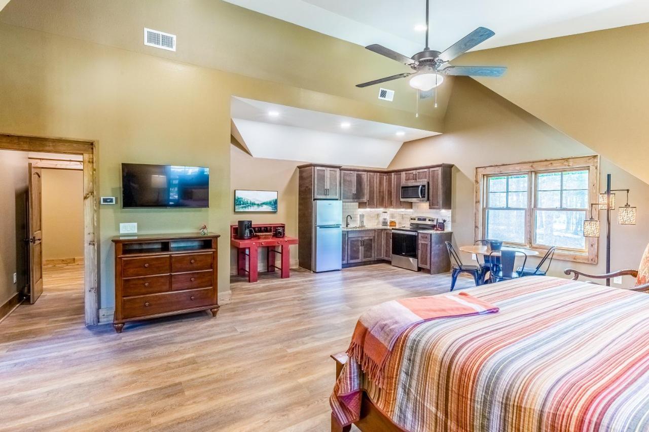 Apartmán Cardinals Crest Glenville Exteriér fotografie
